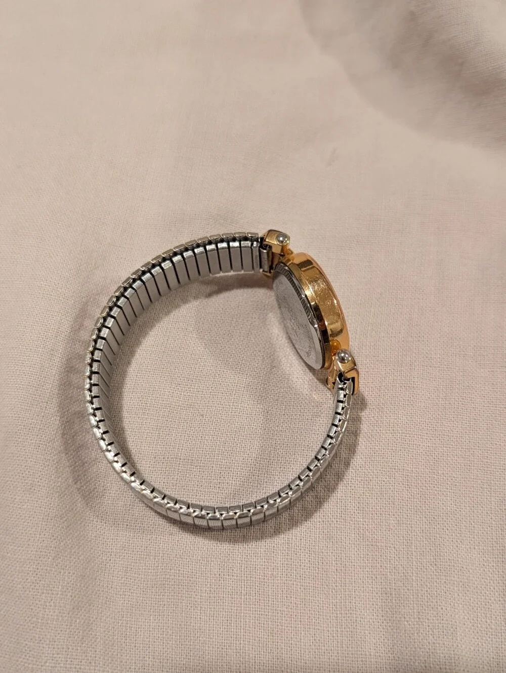 Vintage Sharp Two-Tone Expansion Band Watch Large Arabic Numbers Dial